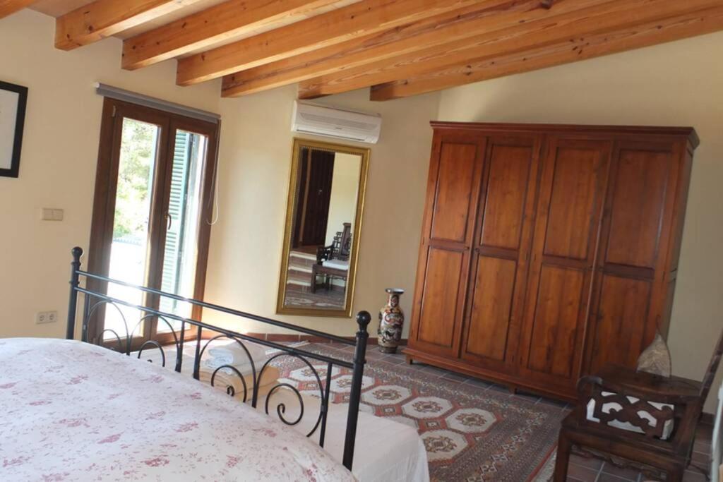 Villa Maria, Bonita Casa Con Jardin Y Piscina Privada En Andraitx Ngoại thất bức ảnh